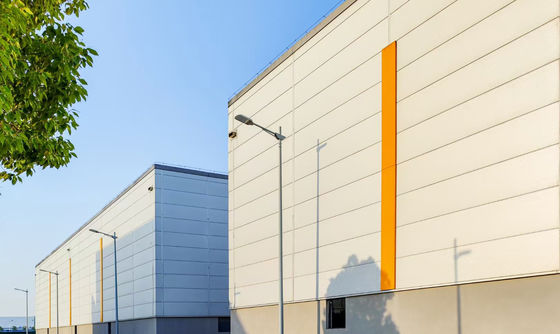 দীর্ঘ জীবনকাল স্টিলের কাঠামো কাঠামো কাস্টমাইজযোগ্য আকার এবং বিন্যাস সহ গুদাম নির্মাণ